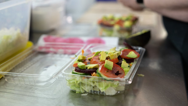 Free lunch coming to Queensland schools – with a catch