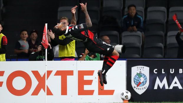 Drama to the last as Wanderers prevail in A-League thriller