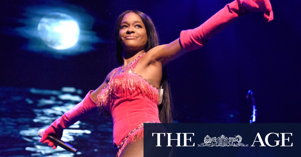 Azealia Banks promoters hit back at controversial star over 'scam' slur - Vimarsana News