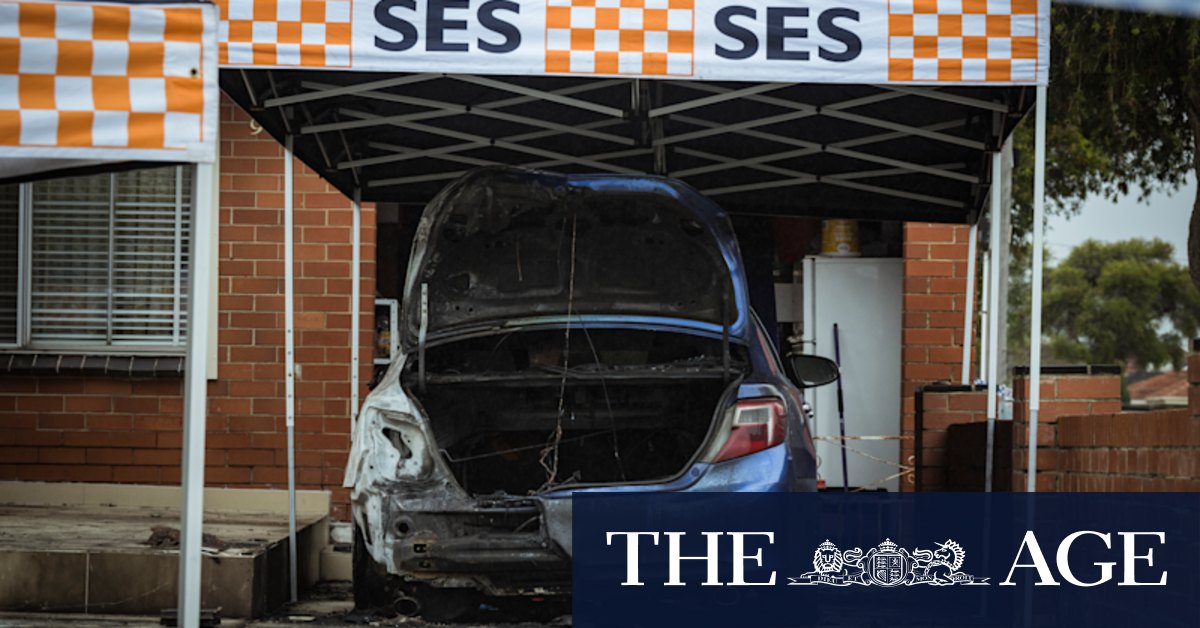Fawkner fire: Cars torched days after shots fired at Melbourne home