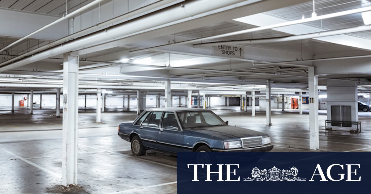 Northcote Plaza: Abandoned car graveyard mystery continues in Melbourne's northern suburbs - Vimarsana News