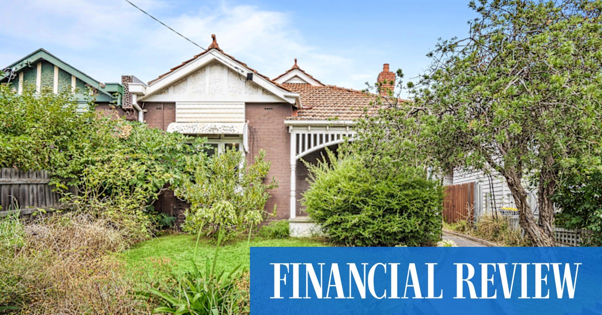 Melbourne property: real estate agent sells a $1.38 million Hawthorn East house that could have made more money on inline sale at top of market - Vimarsana News