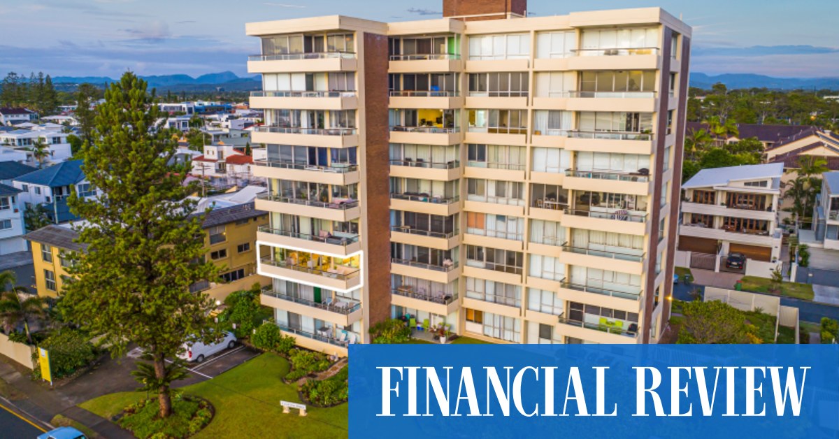 Gold Coast unrenovated apartment on Marine Parade sells for .7 million to buyer who says ‘they don’t build them like they used to’