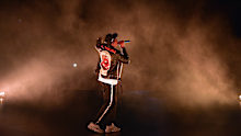 MIAMI, FL - NOVEMBER 12:  Jay Z  performs at the American Airlines Arena on November 12, 2017 in Miami, Florida.  (Photo by Gustavo Caballero/Getty Images)