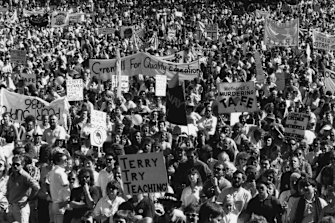 Striking teachers rally in Sydney in 1988. Today’s teachers would need a 15 per cent pay rise to restore them to their wage status three decades ago alongside comparable professions.