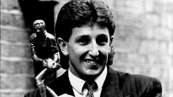 Jonathan Davies was a dual code superstar in the late 1980s.