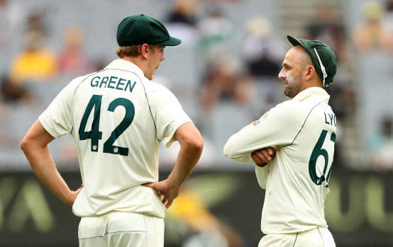Nathan Lyon wants to take the next generation under his wings.