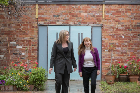 Premier Jacinta Allan at the home of Brunswick West resident Helen Politis on Tuesday. The premier was spruiking the granny flat changes.