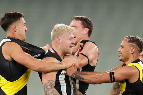 Round two commenced with a draw between the Pies and Tigers on Thursday night. 