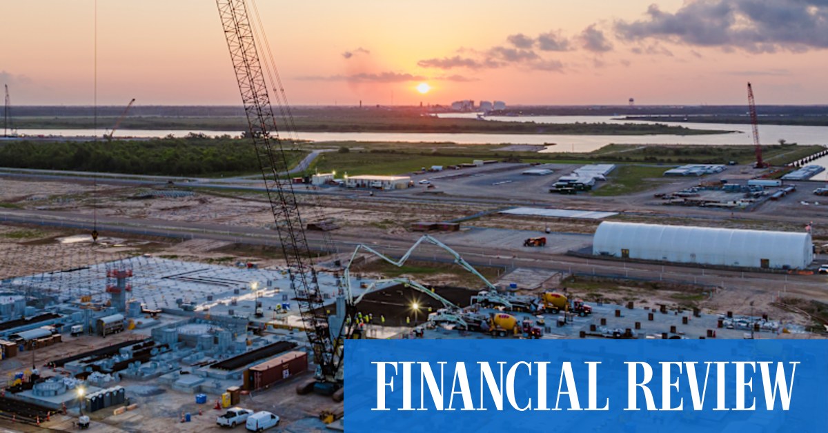 Woodside sells stake in Louisiana LNG export terminal in .5b deal