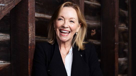 Rebecca Gibney is steppinig on stage for the first time in 20 years, starring in Circle Mirror Transformation for the Sydney Theatre Company.