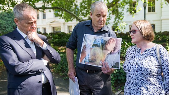 Federal Opposition leader Bill Shorten was joined by families of people with disabilities on Saturday as he called for a royal commission into their treatment. Peter and Paula Curotte's son was injured while in the care of Victoria's Department of Human Services.