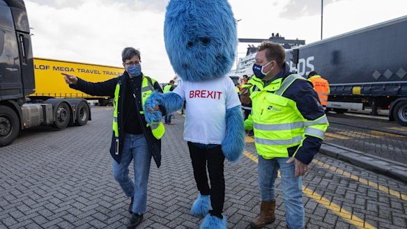 'Brexit Monster' makes appearance in Rotterdam