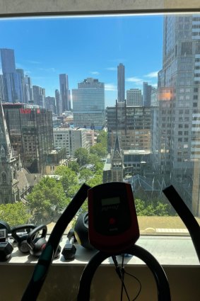 Anett Kontaveit at least has a nice view while doing plenty of hours on an exercise bike. 
