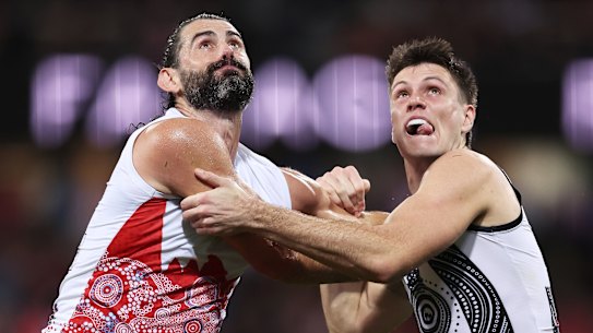 Grundy and Oscar Steene compete in the race.