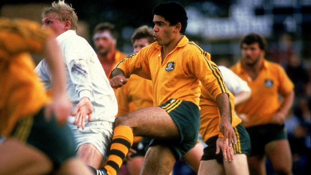 Ella to part ways with 1984 grand slam jerseys for new Australian Rugby Museum