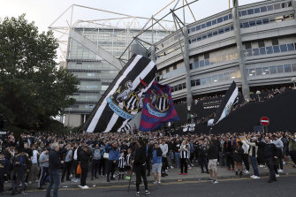 Fans flocked to St James' Park as rumors of the revived deal came true.