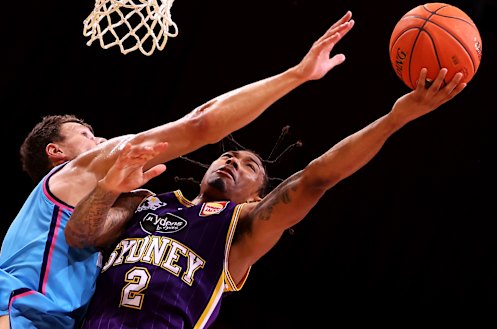 Jaylen Adams in action for the Kings. 