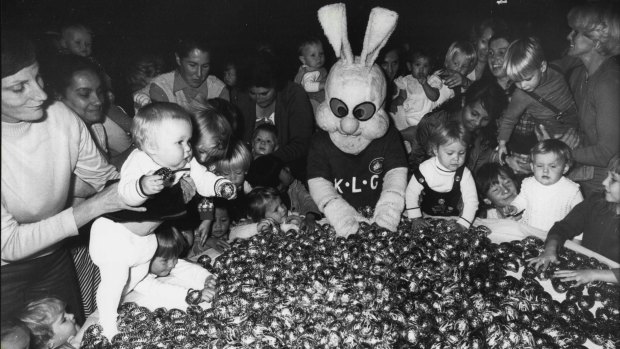 The original Reggie Rabbit handing out Easter Eggs to children at the Prince of Wales Hospital in 1979.