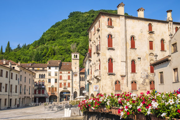 Serravalle: one of Vittoria Veneto’s best-preserved town squares.