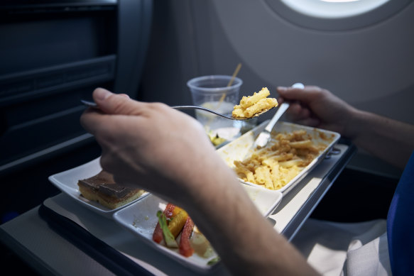 One reader wants airlines to be upfront about what time meals will be served.
