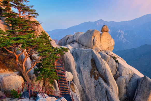 World-class hiking… Seoraksan National Park.