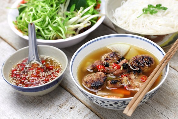 More, please ... Bun cha, a Vietnamese vermicelli with spring roll.