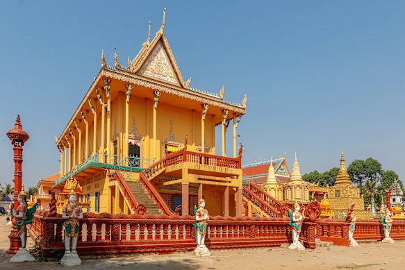 El complejo de templos de Angkor Ban, a orillas del Mekong.  