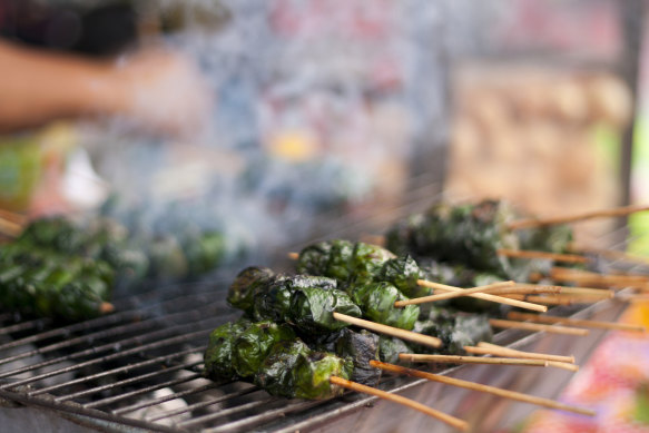 Bo lat lot: sweet, sour, savoury and smoky.