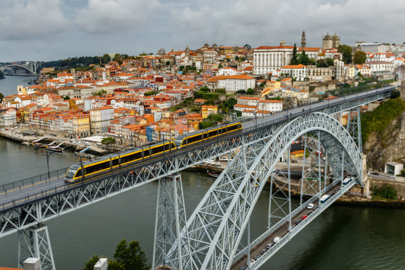 The Douro by train.