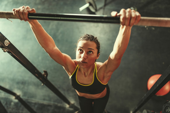 Experts recommend focusing on goals that will be satisfying to achieve.