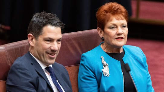 Alex Antic e Pauline Hanson.