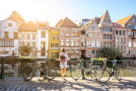 Ghent recently banned through traffic, leading to a slow in shop closures.
