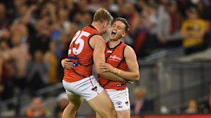 Bomber Shaun Mckernan Out For Weeks With Hamstring Injury