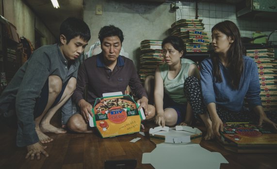 South Korean director Bong Joon-ho's Parasite won the top prize at the Cannes Film Festival. 