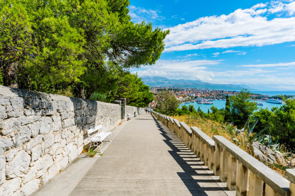 The path on Marjan Hill.