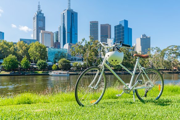 Plano, plano, plano... Melbourne é o paraíso dos ciclistas.