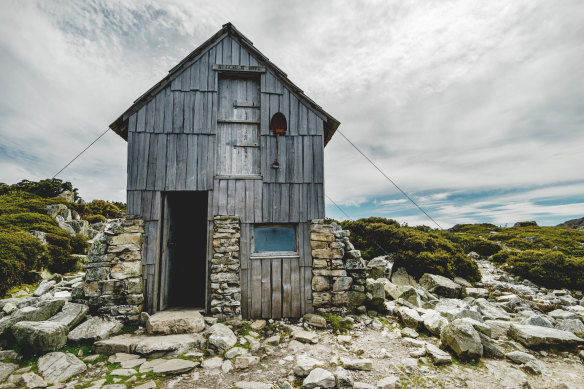 A basic kitchen hut along the Overland Track – sleeping accommodation is more salubrious.