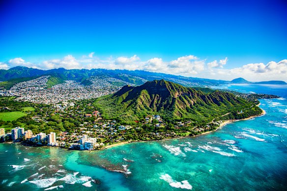 The dormant volcano Le’ahi or Diamond Head next to downtown Honolulu.