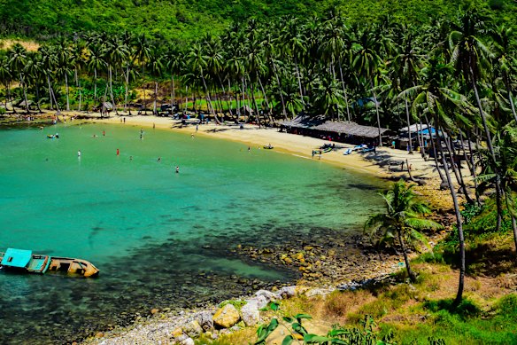 Nam Du Island is a tiny archipelago south of Phu Quoc with gorgeous scenery and laid-back charm.