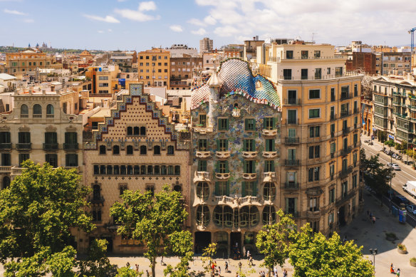 Retail therapy … beeline for boutiques of the elegant Passeig de Gracia.