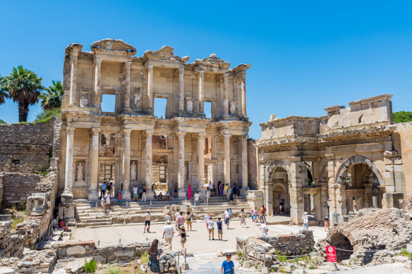 The poster boy of Ephesus … Library of Celsus.