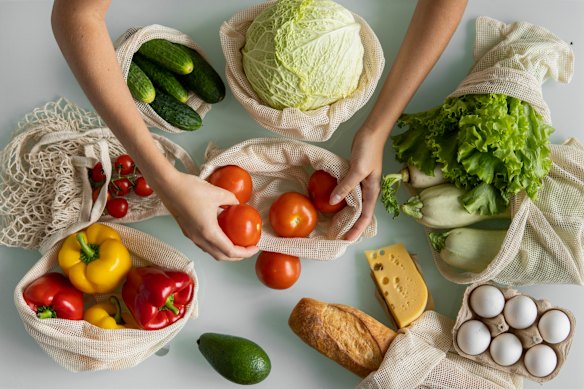 Store vegetables and herbs in cloth bags to prevent them from sweating in the fridge.