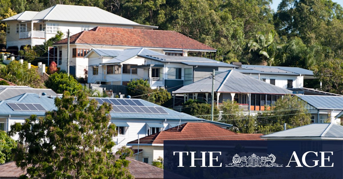 Energy bills: Jump in houses for sale with solar panels and batteries to cut energy costs - Vimarsana News