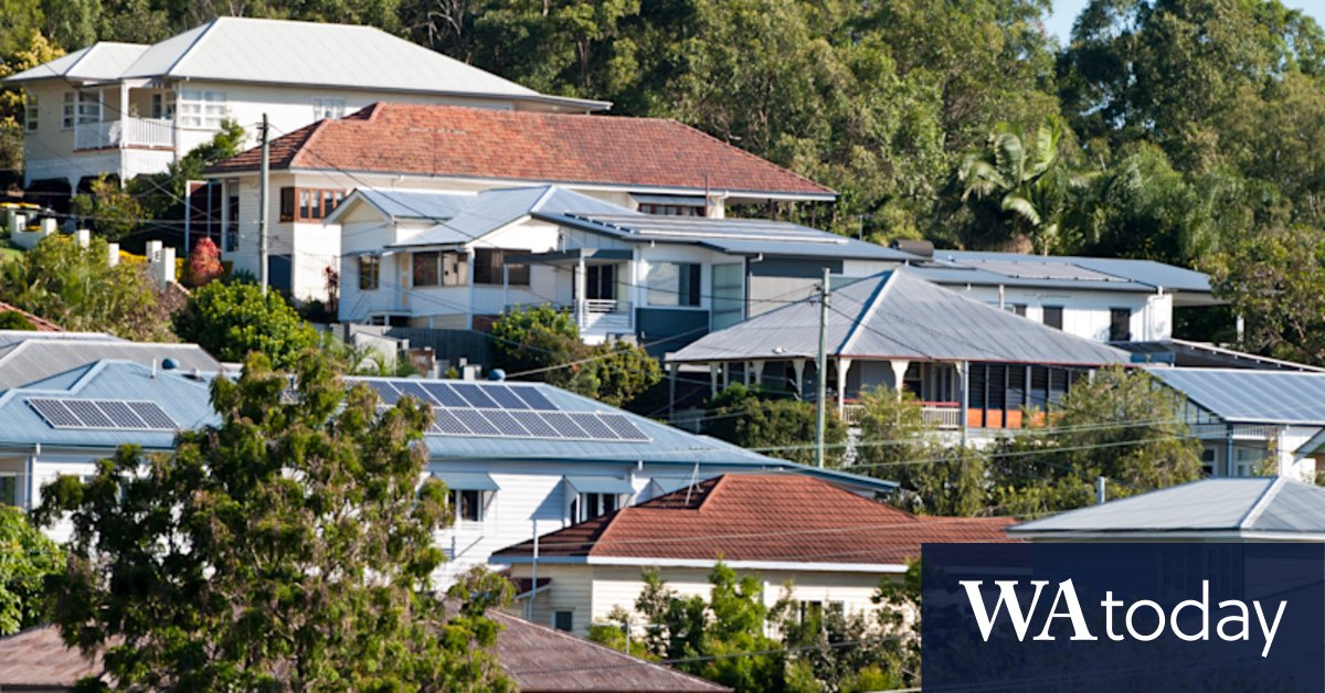 Energy bills: Jump in houses for sale with solar panels and batteries to cut energy costs - Vimarsana News