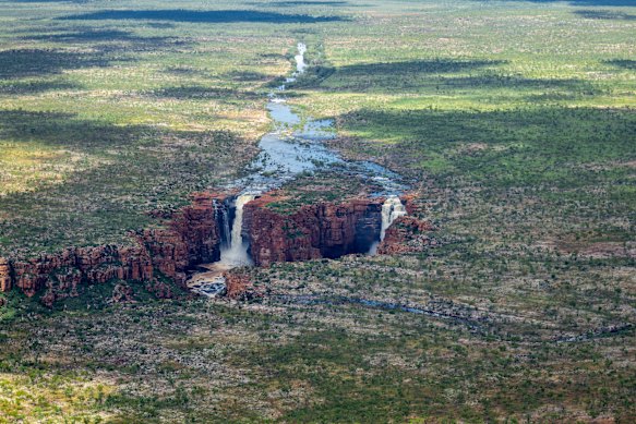 Australia’s tallest twin waterfalls, King George Falls.