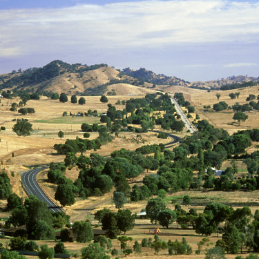 In NSW, the Hume Highway runs through beautiful undulating landscape near Gundagai.