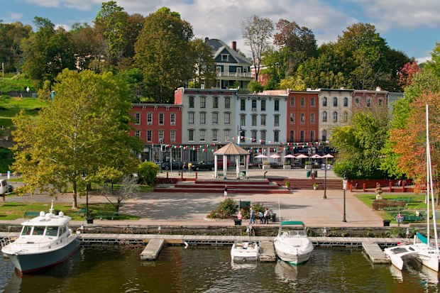 Waterfront street Hudson Valley, New York