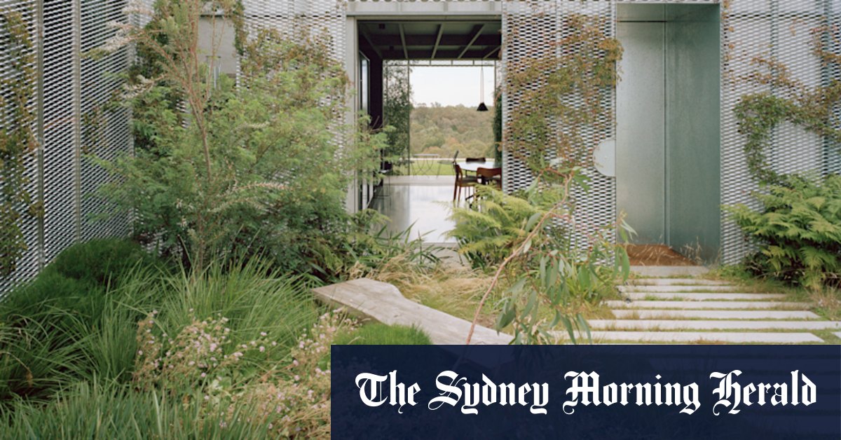 How to hide from the neighbours (without them even noticing)