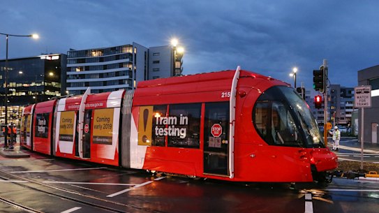 The Auditor-General is highly critical of the light rail project in Newcastle. 